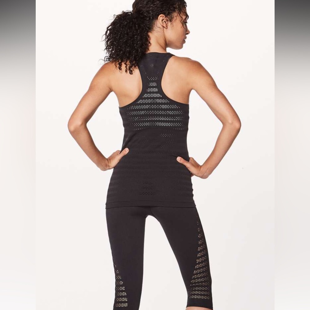 Lululemon reveal tank size 4 - Picture 3 of 9